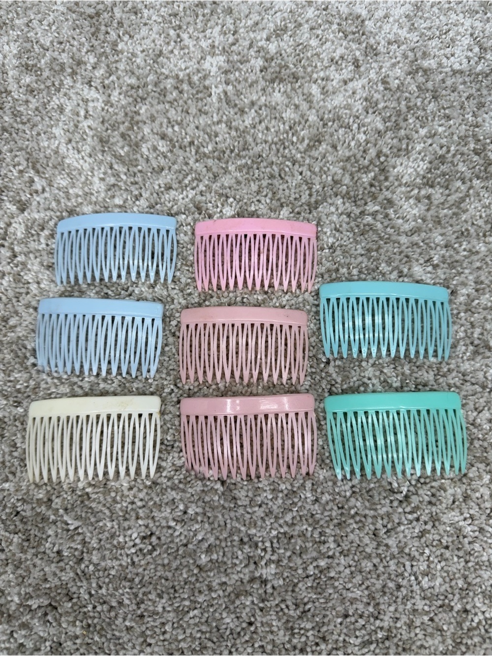 Vintage Pastel Colors Plastic Hair Comb Bundle Lot Of 8